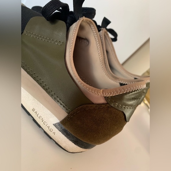 Balenciaga Race Runner Shoes - Picture 10 of 13